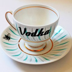 yvonne-ellen-cool-china-vodka-teacup